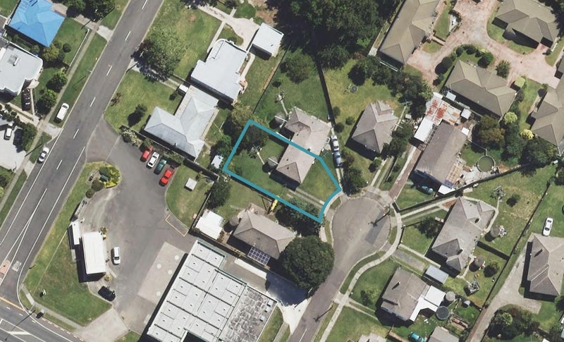 8 Maude Street, Kaiti, Gisborne - Carousel 1