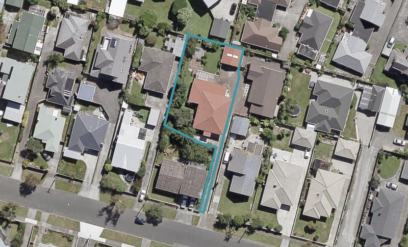1/28 Garden Road, Avalon, Lower Hutt - Carousel 1