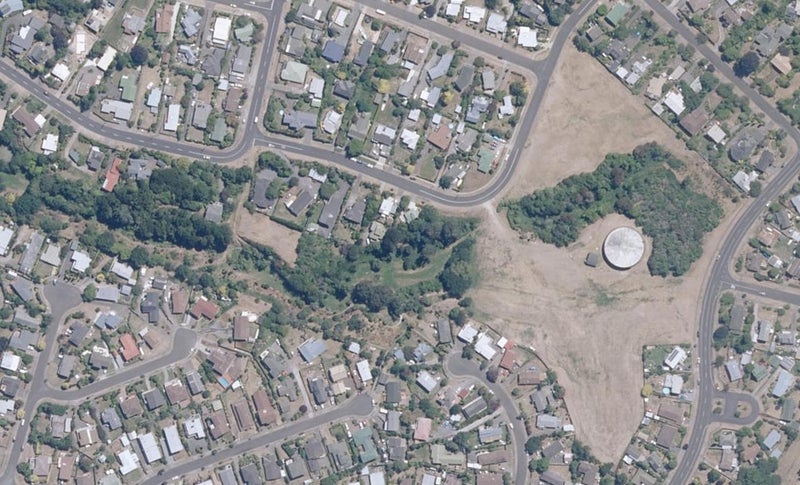 11B Titoki Avenue, Waipahihi, Taupo - Carousel 1