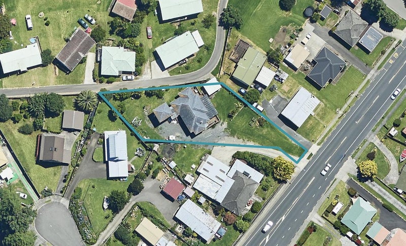 49 Cambridge Road, Judea, Tauranga - Carousel 1