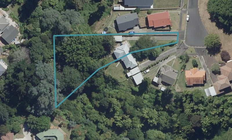 18 Valley Terrace, Hamilton Central, Hamilton - Carousel 1