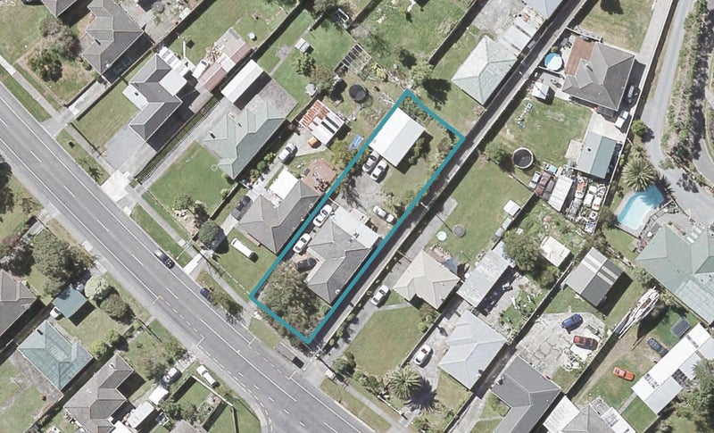 100 Wellington Road, Wainuiomata, Lower Hutt - Carousel 1