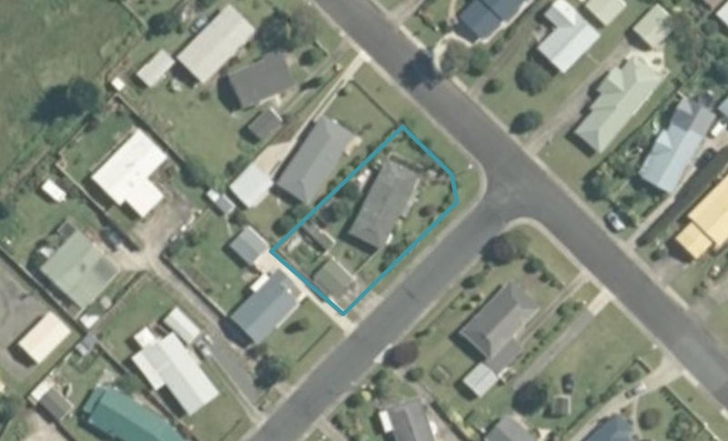 35 Clarke Avenue, Te Aroha, Te Aroha - Carousel 1