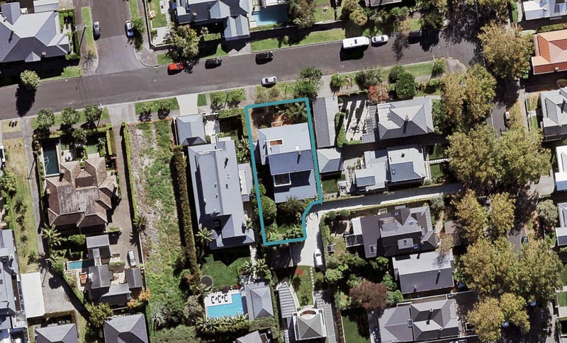 2 Bella Vista Road, Herne Bay, Auckland - Carousel 1