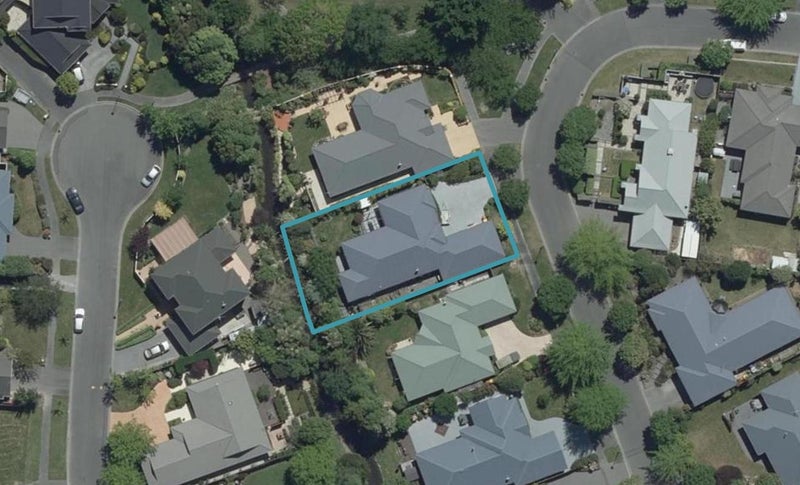 24 Creedon Glen, Casebrook, Christchurch - Carousel 1