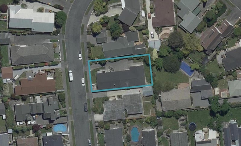 2/31 Guinness Crescent, Ilam, Christchurch - Carousel 1