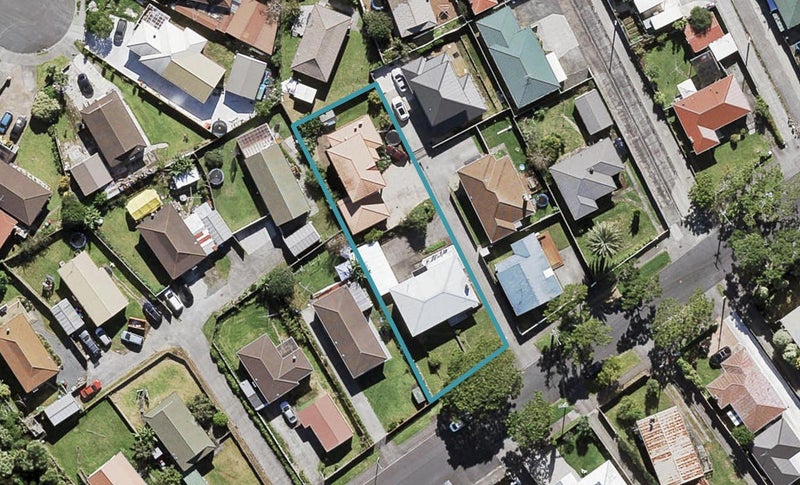 135 Canal Road, Avondale, Auckland - Carousel 1