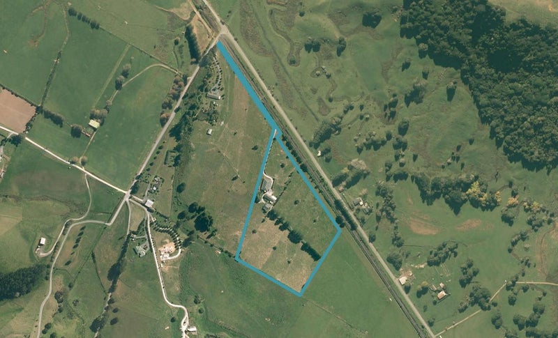 5 Guy Road, Kaipara Flats, Warkworth - Carousel 1