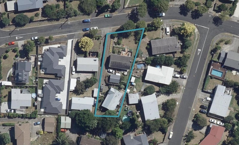 8 Ross View Terrace, Dinsdale, Hamilton - Carousel 1