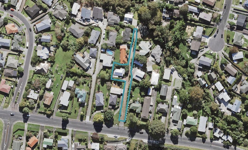 120 Triangle Road, Massey, Auckland - Carousel 1