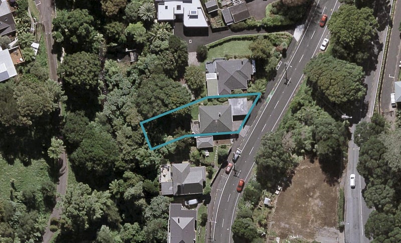 42 Carrington Street, Lower Vogeltown, New Plymouth - Carousel 1