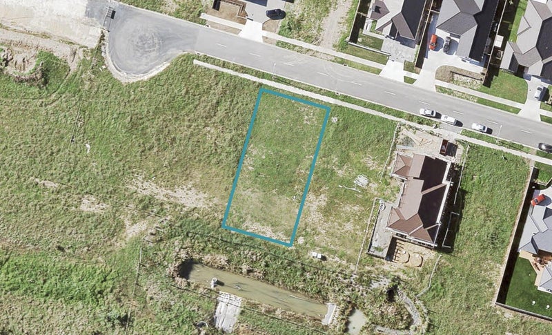 67 Eighth View Avenue, Beachlands, Auckland - Carousel 1