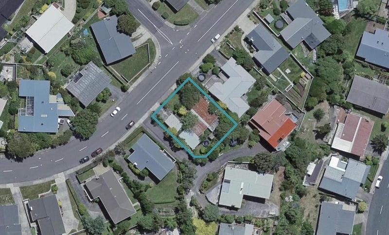 41 Churton Drive, Churton Park, Wellington - Carousel 1