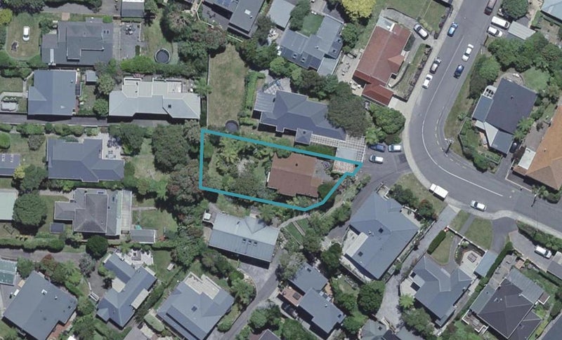 14 Lucknow Terrace, Khandallah, Wellington - Carousel 1