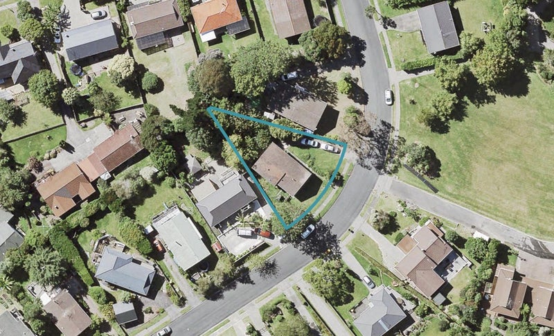 6 Squirrel Lane, Browns Bay, Auckland - Carousel 1