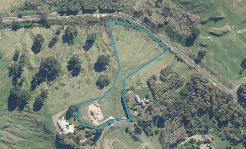 62 Highland Drive, Acacia Bay, Taupō - Carousel 1