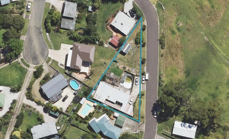 20 Wallis Road, Kaiti, Gisborne - Carousel 1