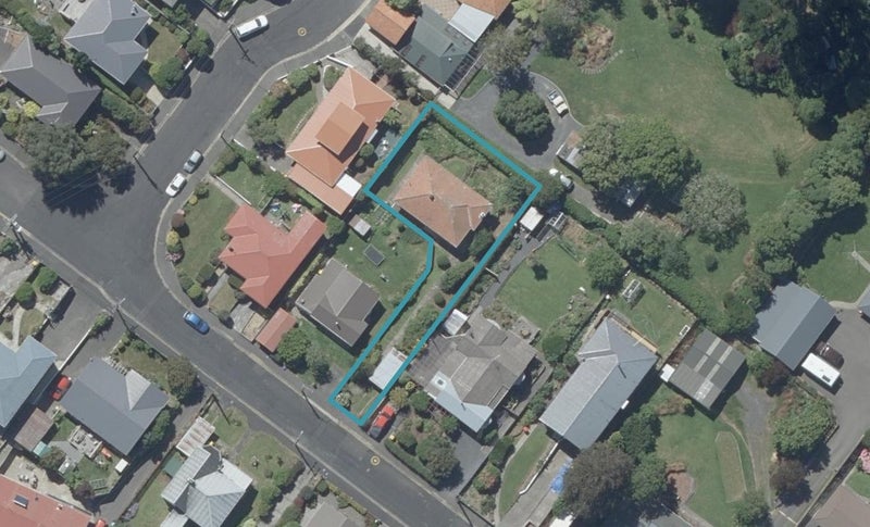 58 Greenock Street, Kaikorai, Dunedin - Carousel 1