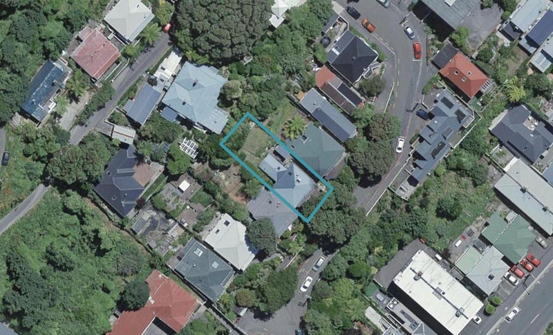 21 Patanga Crescent, Thorndon, Wellington - Carousel 1
