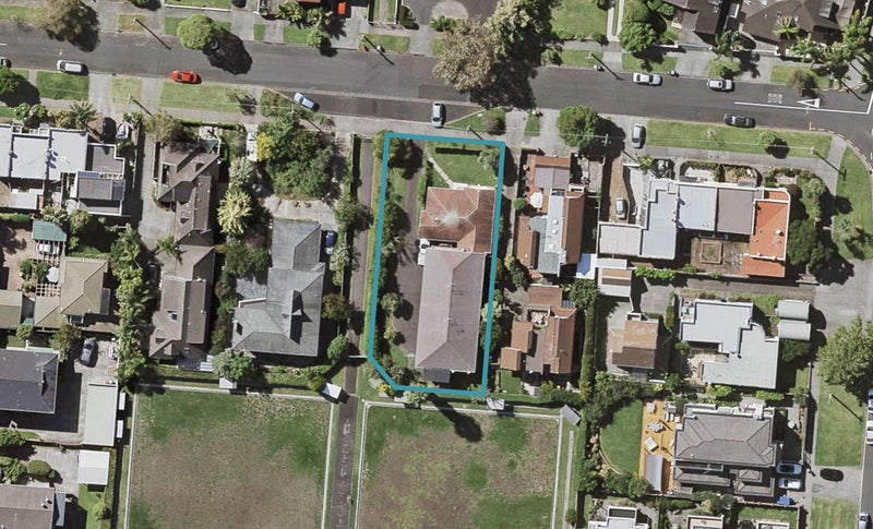 11A Tagalad Road, Mission Bay, Auckland - Carousel 1