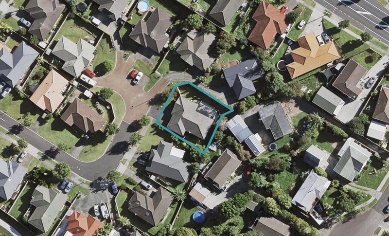 15 Ashland Place, Weymouth, Auckland - Carousel 1