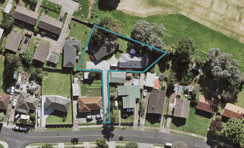 12 Valiant Street, Mangere, Auckland - Carousel 1