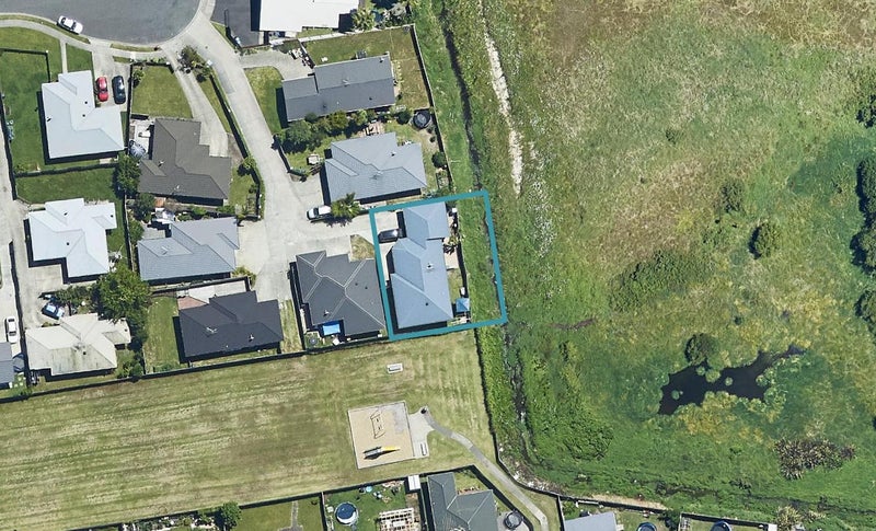 36 Lisa Place, Brookfield, Tauranga - Carousel 1