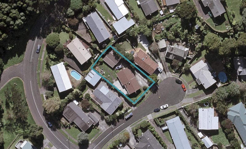 5 Cedar Place, Westown, New Plymouth - Carousel 1