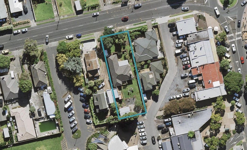 3 Church Road, Mangere Bridge, Auckland - Carousel 1