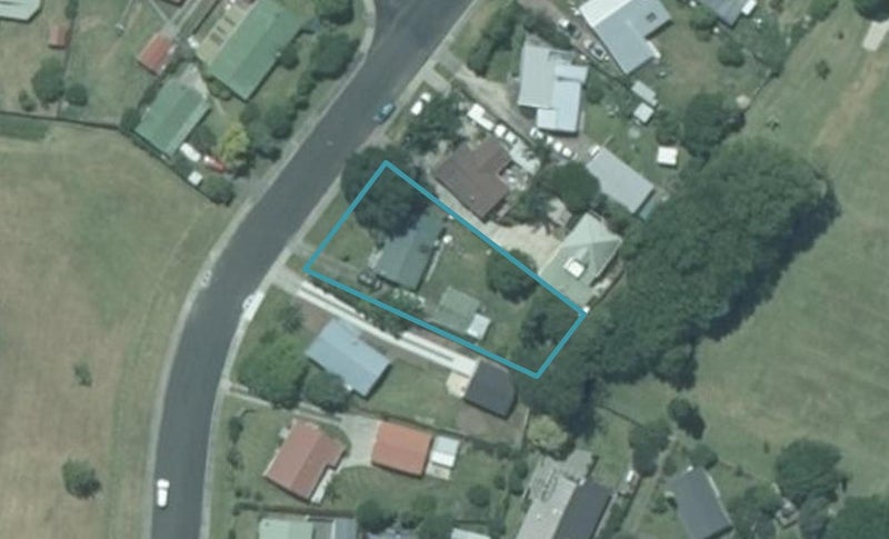 15 Arthur Street, Whitianga, Whitianga - Carousel 1