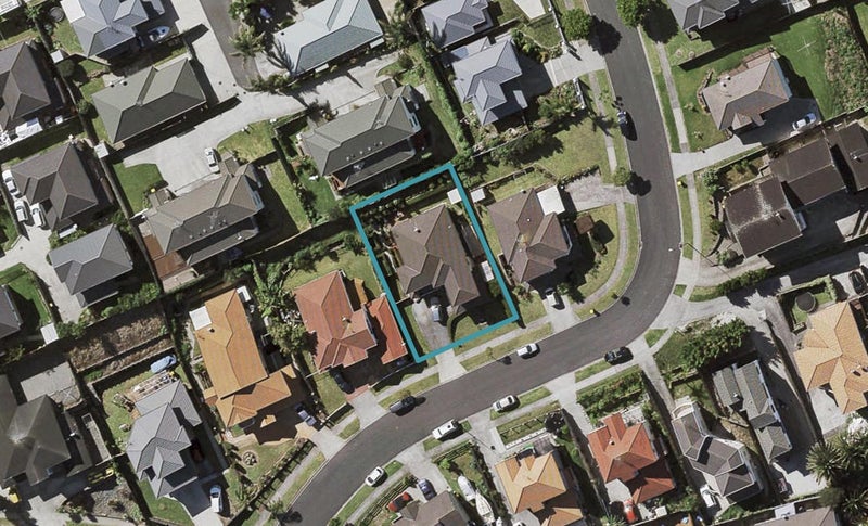 16 Chieftain Rise, Goodwood Heights, Auckland - Carousel 1