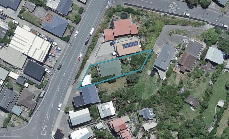 6 Happy Valley Road, Owhiro Bay, Wellington - Carousel 1