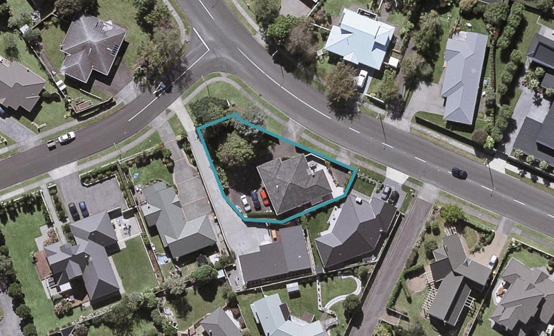90 Branch Road, Highlands Park, New Plymouth - Carousel 1