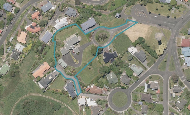 1 Blyth Street, Durie Hill, Whanganui - Carousel 1