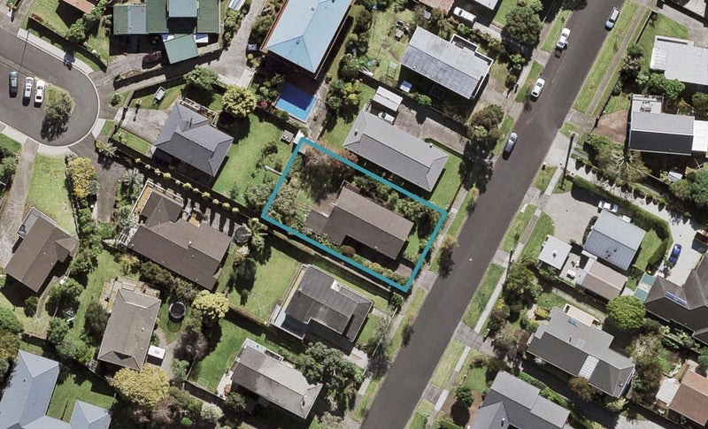 14 Seaforth Avenue, Mangere Bridge, Auckland - Carousel 1