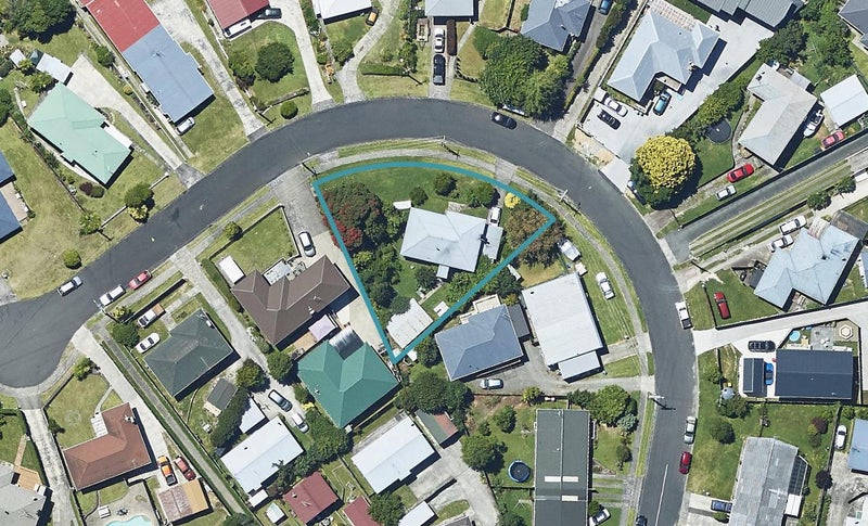 12 Murray Street, Gate Pa, Tauranga - Carousel 1