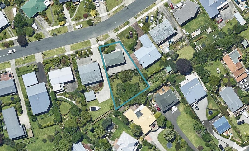 35 Vivian Drive, Omokoroa, Omokoroa - Carousel 1
