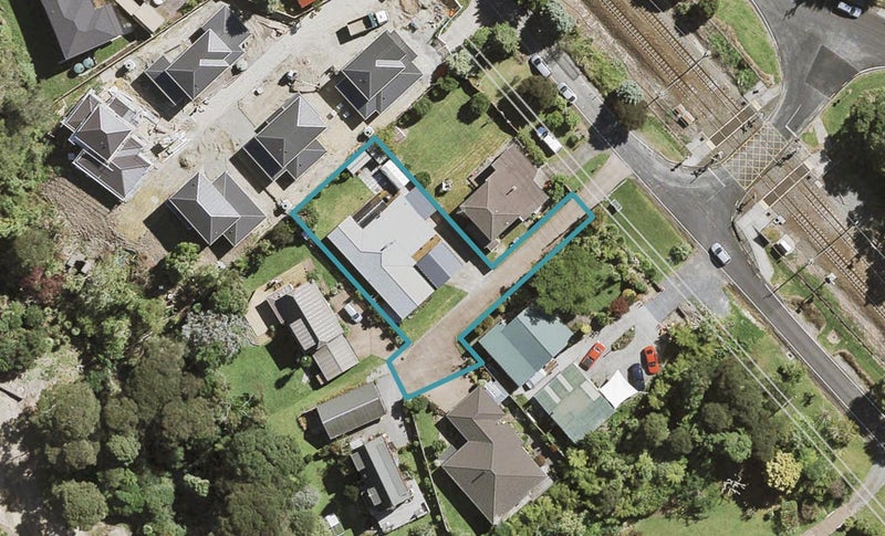 26 Sherrybrooke Place, Sunnyvale, Auckland - Carousel 1