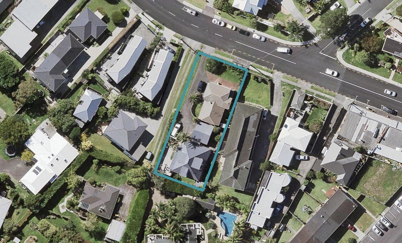 2/78 East Coast Road, Milford, Auckland - Carousel 1