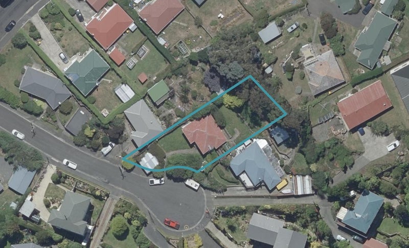 5 Watkin Street, Pine Hill, Dunedin - Carousel 1