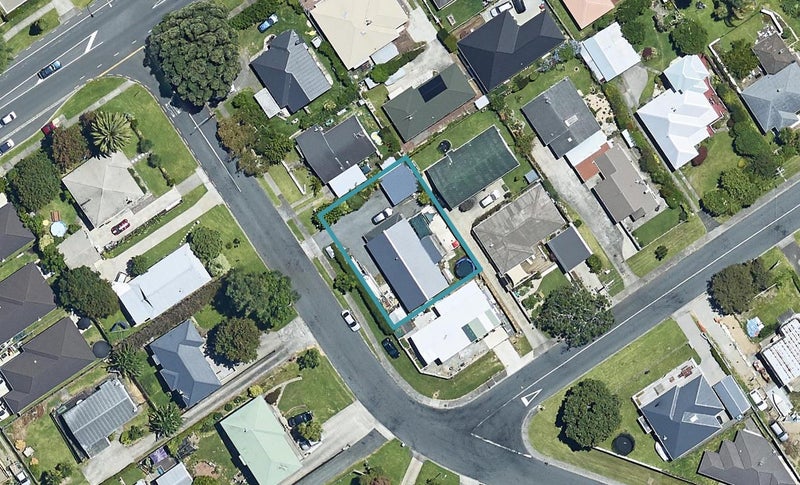 8 Bell Street, Judea, Tauranga - Carousel 1