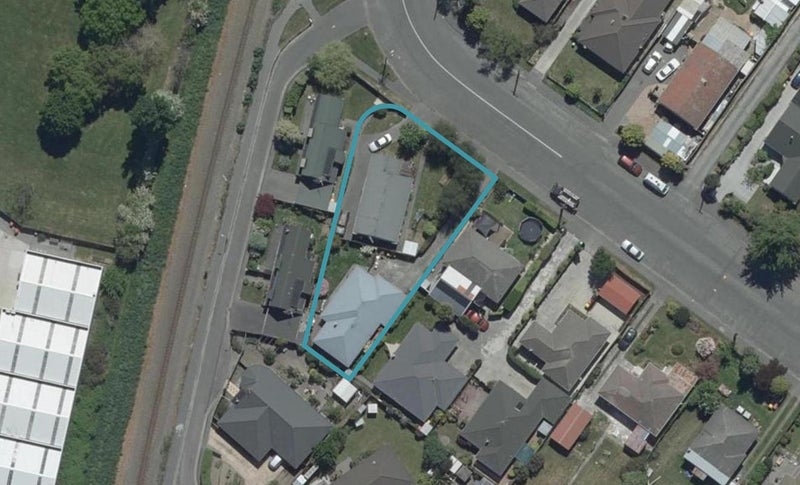 2/129 Vagues Road, Northcote, Christchurch - Carousel 1