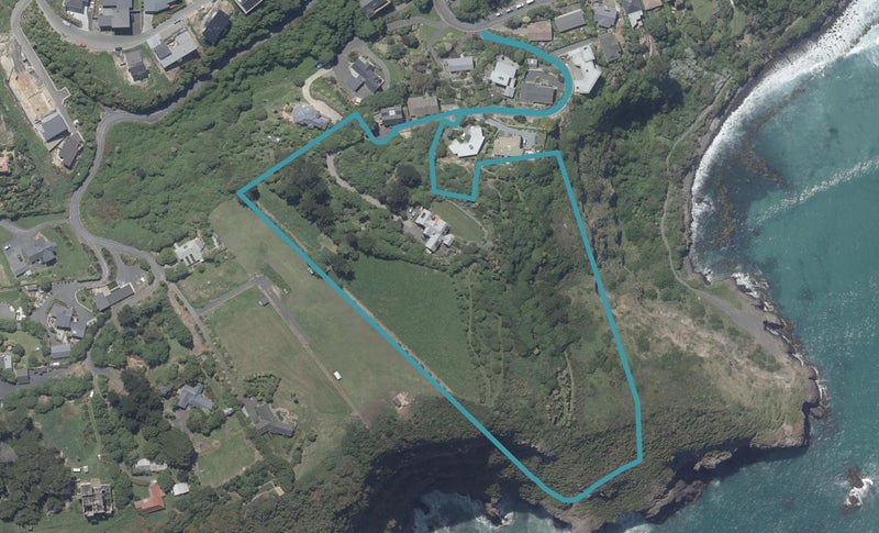 77 Cliffs Road, Saint Clair, Dunedin - Carousel 1