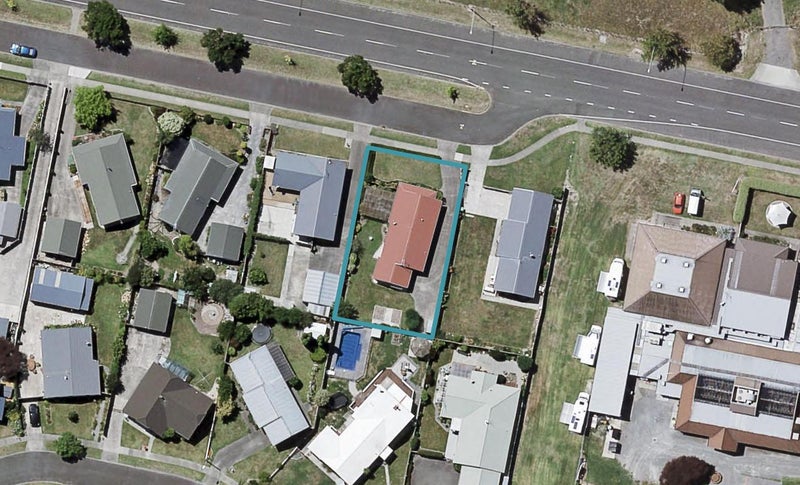 63 Wharerangi Road, Greenmeadows, Napier - Carousel 1