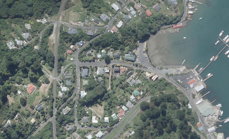 13 Slant Street, Careys Bay, Port Chalmers - Carousel 1