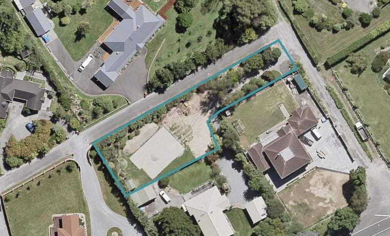 361B Main Road North, Brown Owl, Upper Hutt - Carousel 1