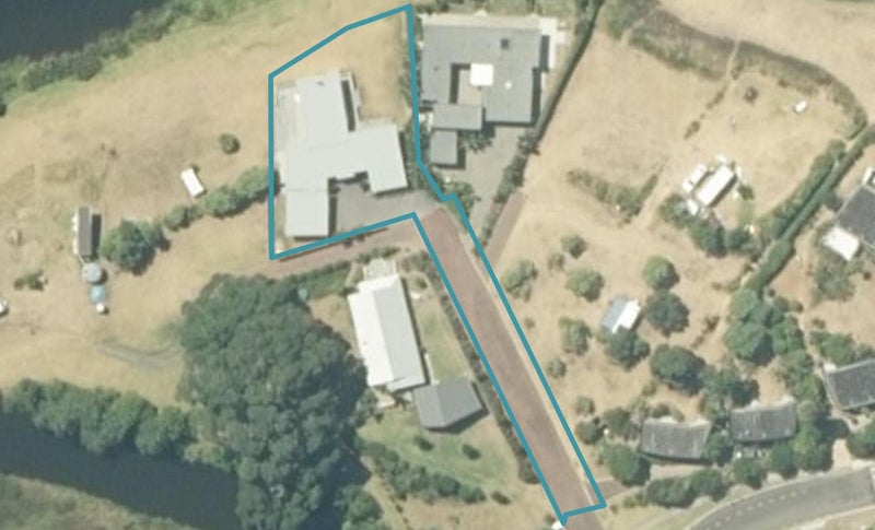 13 Pye Place, Hot Water Beach, Whitianga - Carousel 1
