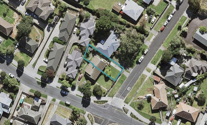 19 Mount Roskill Road, Mount Roskill, Auckland - Carousel 1