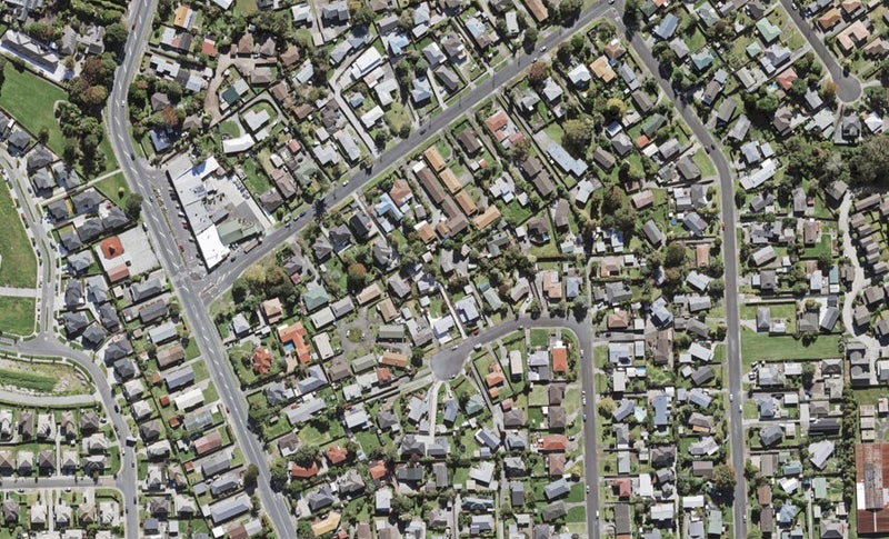 43C Bodi Place, Te Atatu South, Auckland - Carousel 1