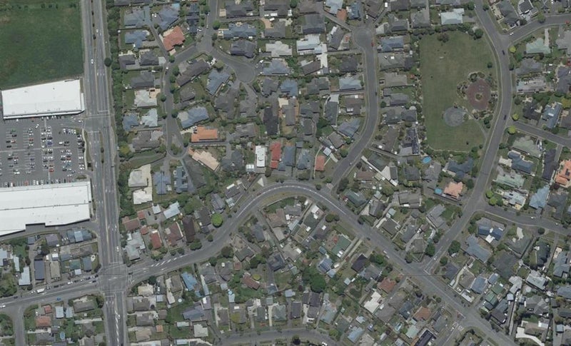 292 Lake Terrace Road, Shirley, Christchurch - Carousel 1
